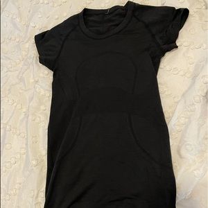 Lululemon swiftly tech shirt